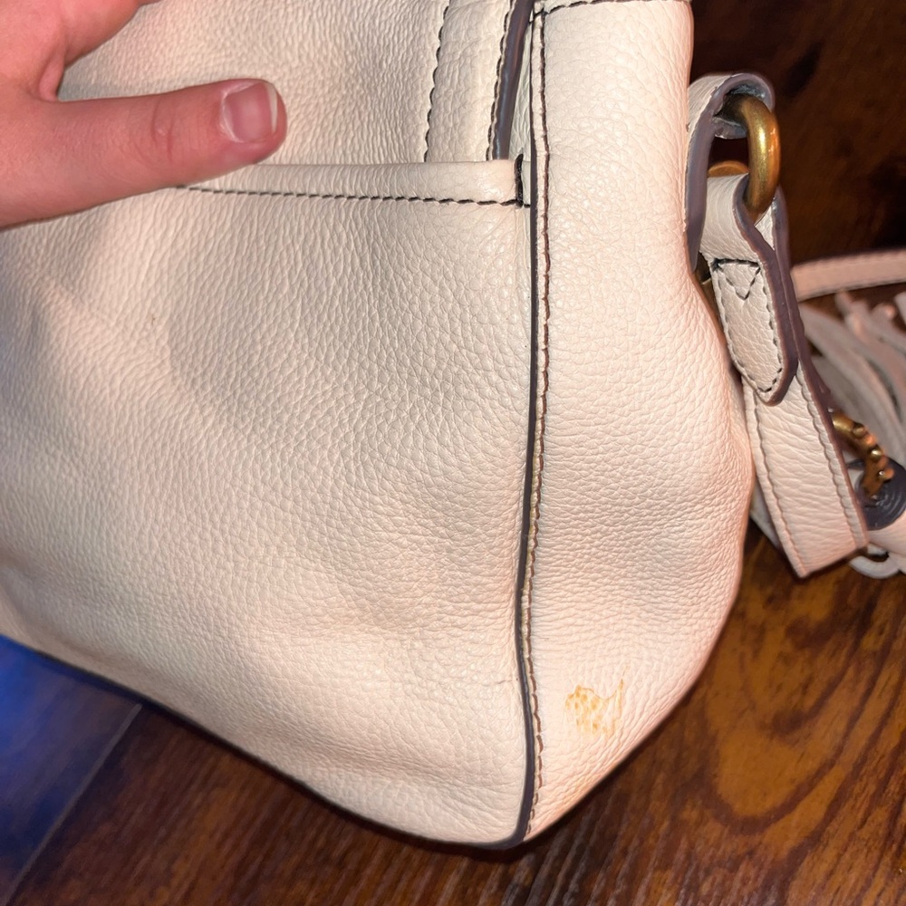 Aimee Kestenberg Cream Leather Crossbody Bag - Picture 6 of 10